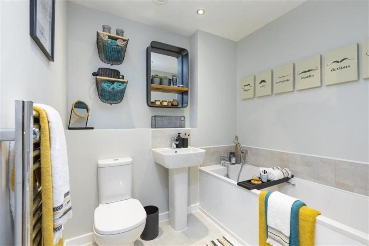 Newly Built Luxury 2 Bed Apartment!!! Londra Exterior foto
